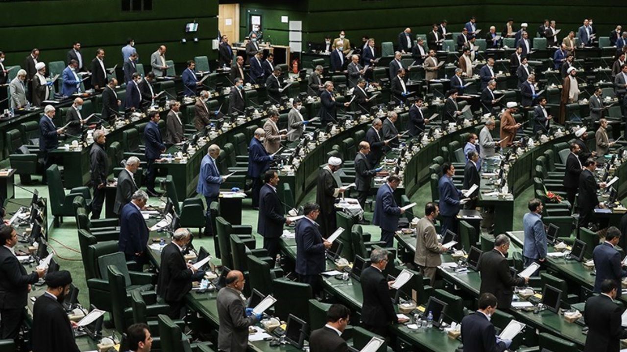 تاخت مجدد کیهان به اصلاح‌طلبان به بهانه مجلس یازدهم