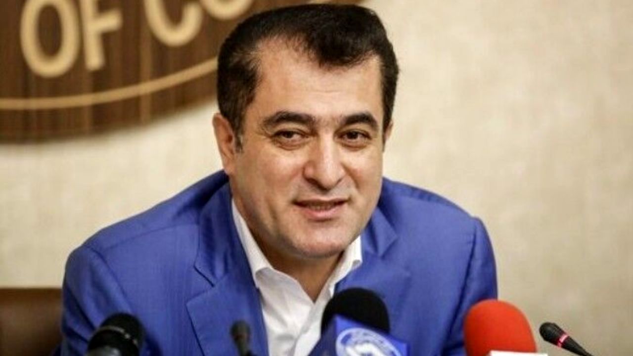سعادتمند متوجه قرارداد کارگزار قبلی با استقلال نشده بود