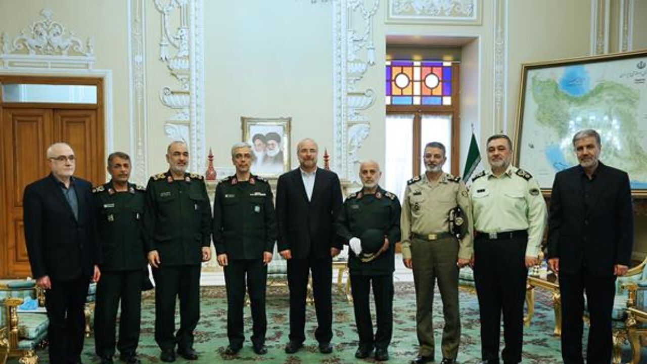 کدام فرماندهان نظامی به دیدار رئیس مجلس رفتند؟+عکس