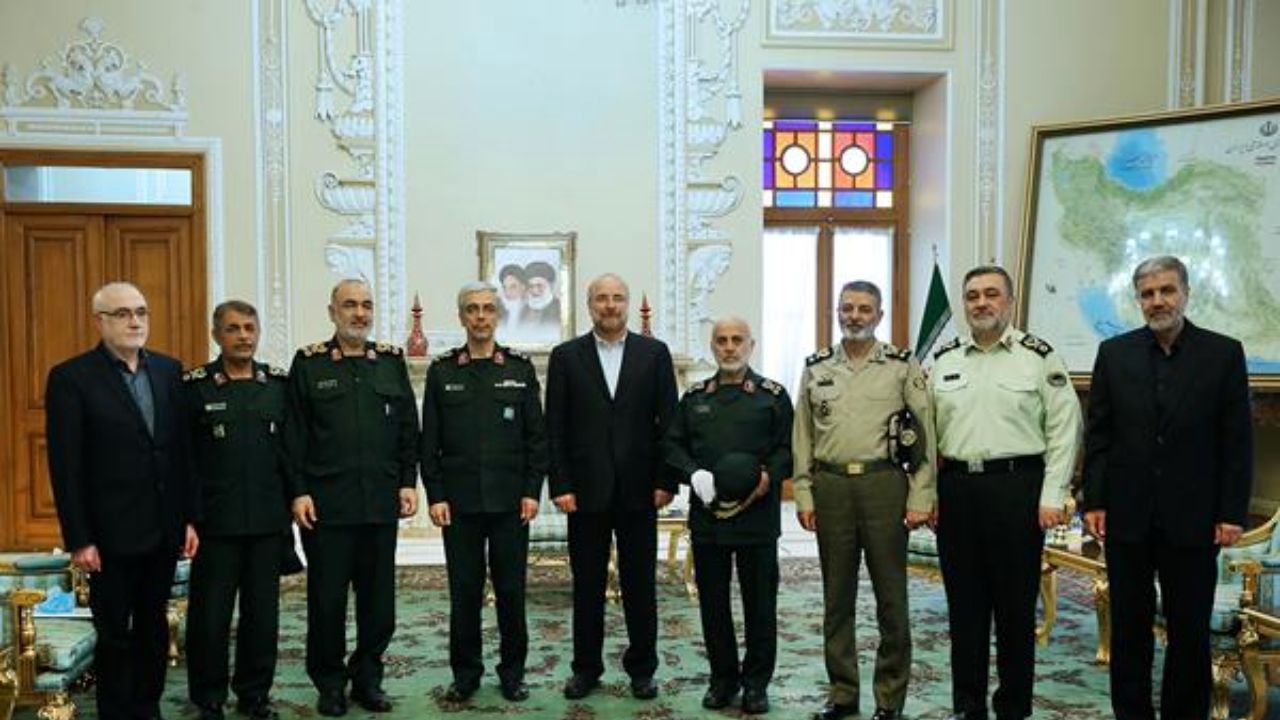 کدام فرماندهان نظامی به دیدار رئیس مجلس رفتند؟+عکس