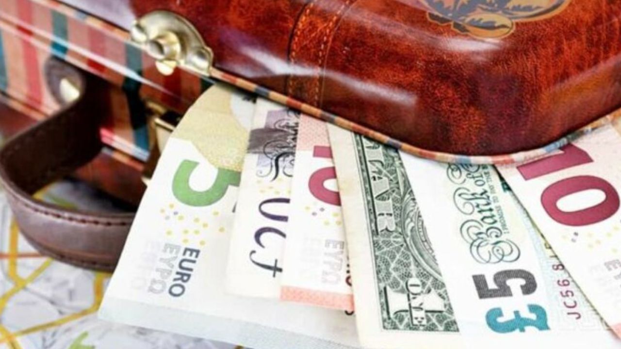تحقیق و تفحص از نحوه تخصیص ارز به کالاهای اساسی کلید خورد