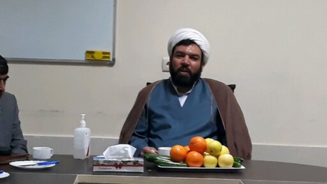 هنرمندان باید با وضع قانون صریح مالیات بپردازند