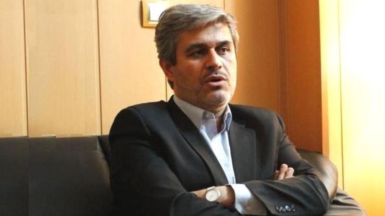 اختلاف‌نظر درباره رای‌گیری در صحن برای تعیین‌تکلیف اعتبارنامه تاجگردون
