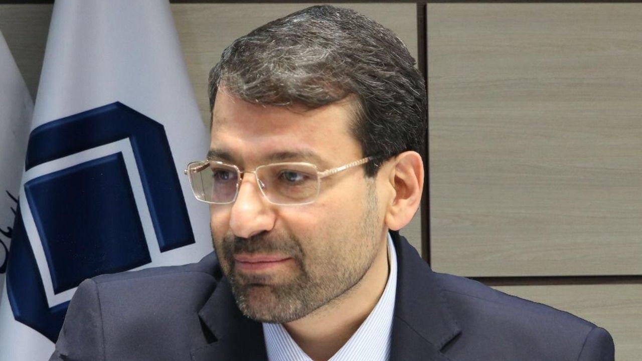 بزرگ‌ترین هلدینگ سیمان ایران وارد بورس می‌شود