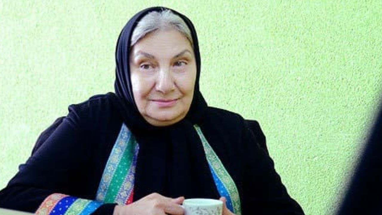 مرحوم گرجستانی در محل کار بسیار شاد بود