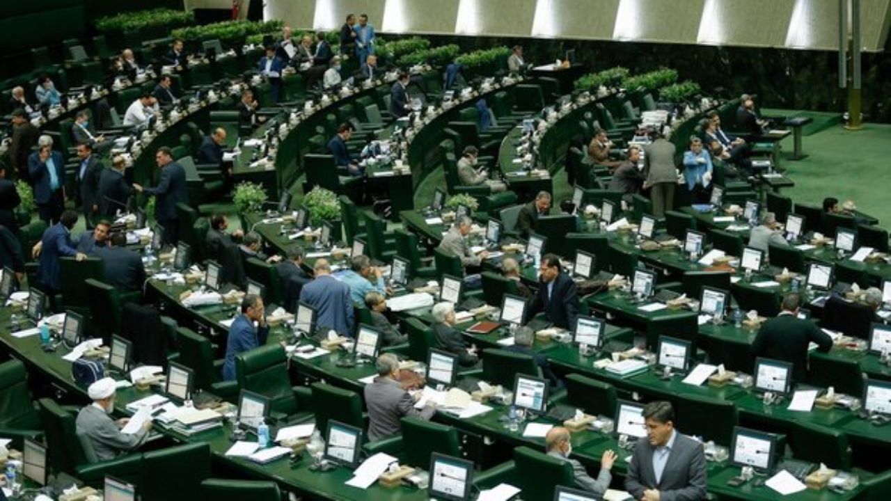 اصلاح‌طلبان و مستقل‌ها در مجلس یازدهم فراکسیون تشکیل می‌دهند؟