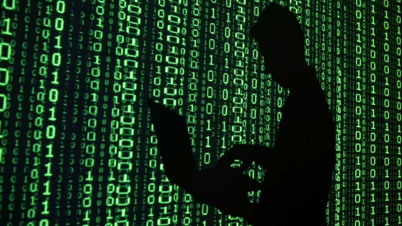 در حاکمیت سایبری با فقر حقوقی مواجهیم