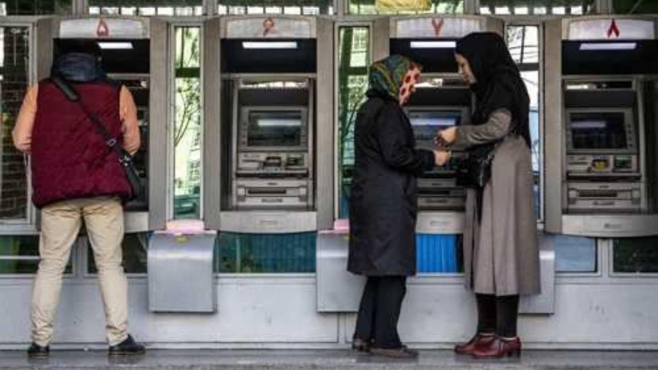 هنگام استفاده از خدمات بانکداری الکترونیک چه نکاتی را رعایت کنیم؟