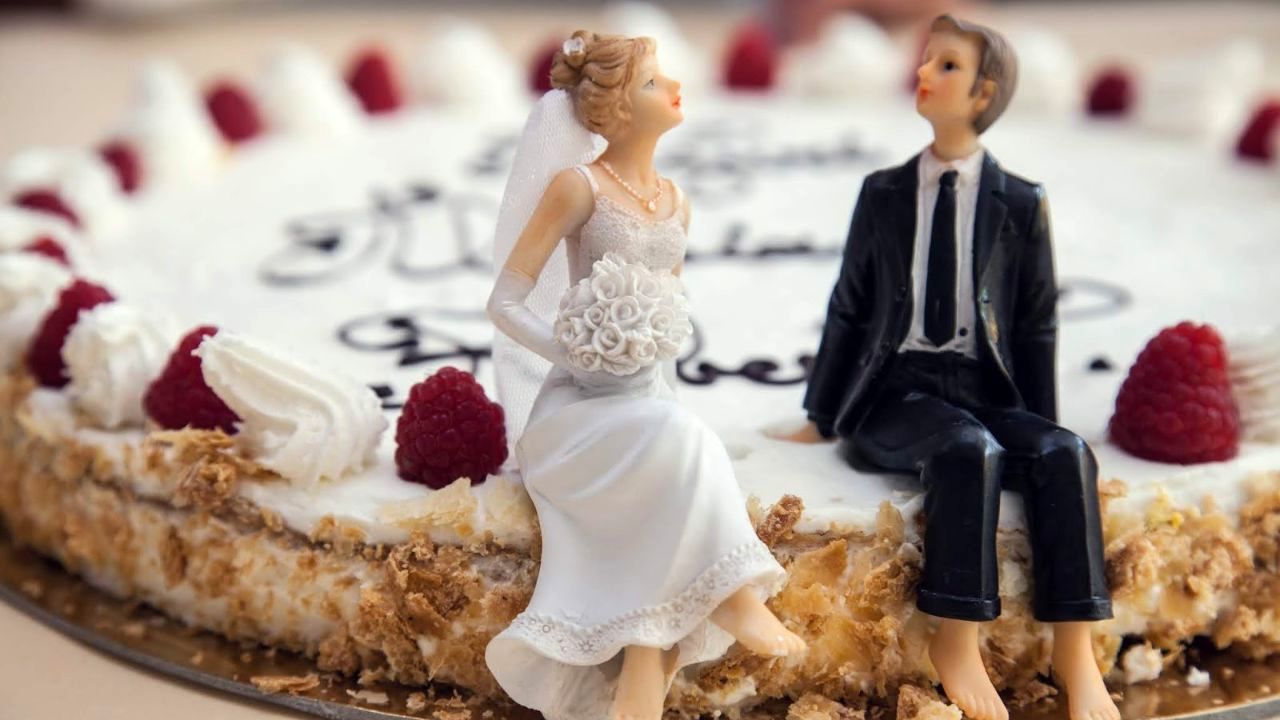 دور دنیا| آیا پسران جذاب خوشبختی می‌آورند؟