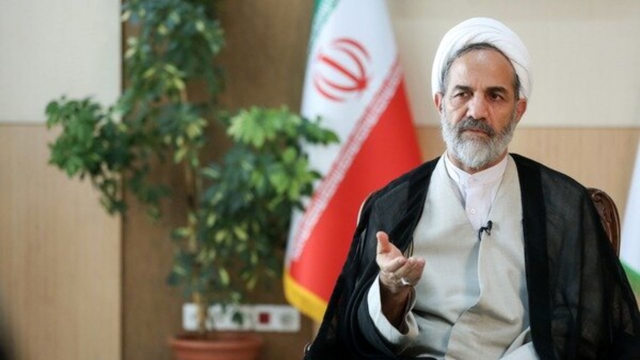 بخشی از گرانی ارز را ناشی از برنگرداندن تعهدات ارزی می‌دانیم