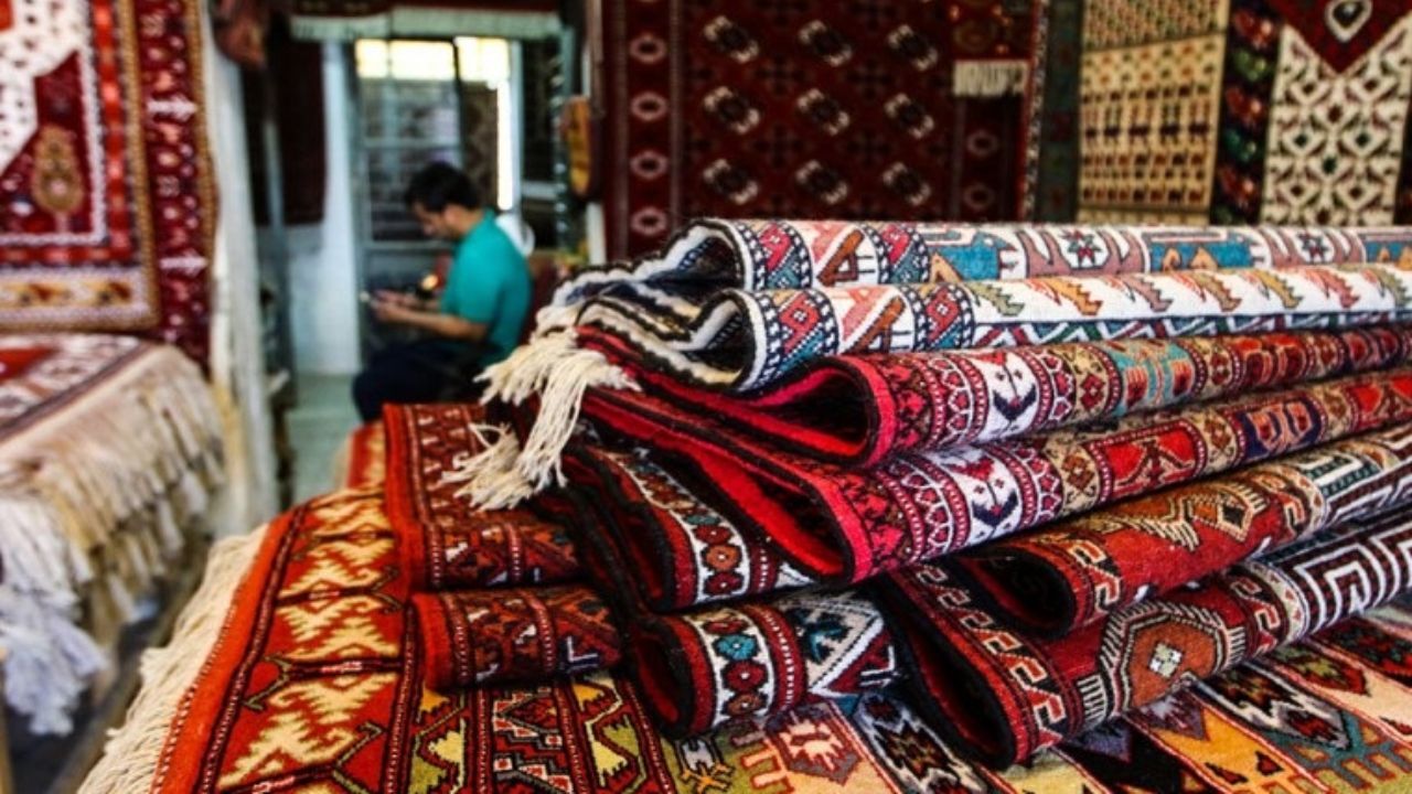 فرش هندی، پاکستانی و افغانستان جای خالی فرش ایران را پر کرده است