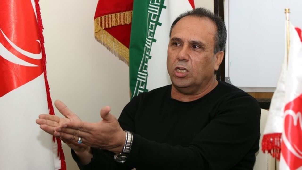 پرسپولیس باید خط حمله و دفاع چپ خود را تقویت کند