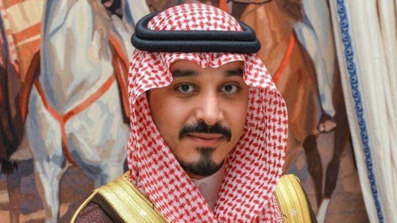 سفیر عربستان سعودی در انگلیس میکده شخصی دارد