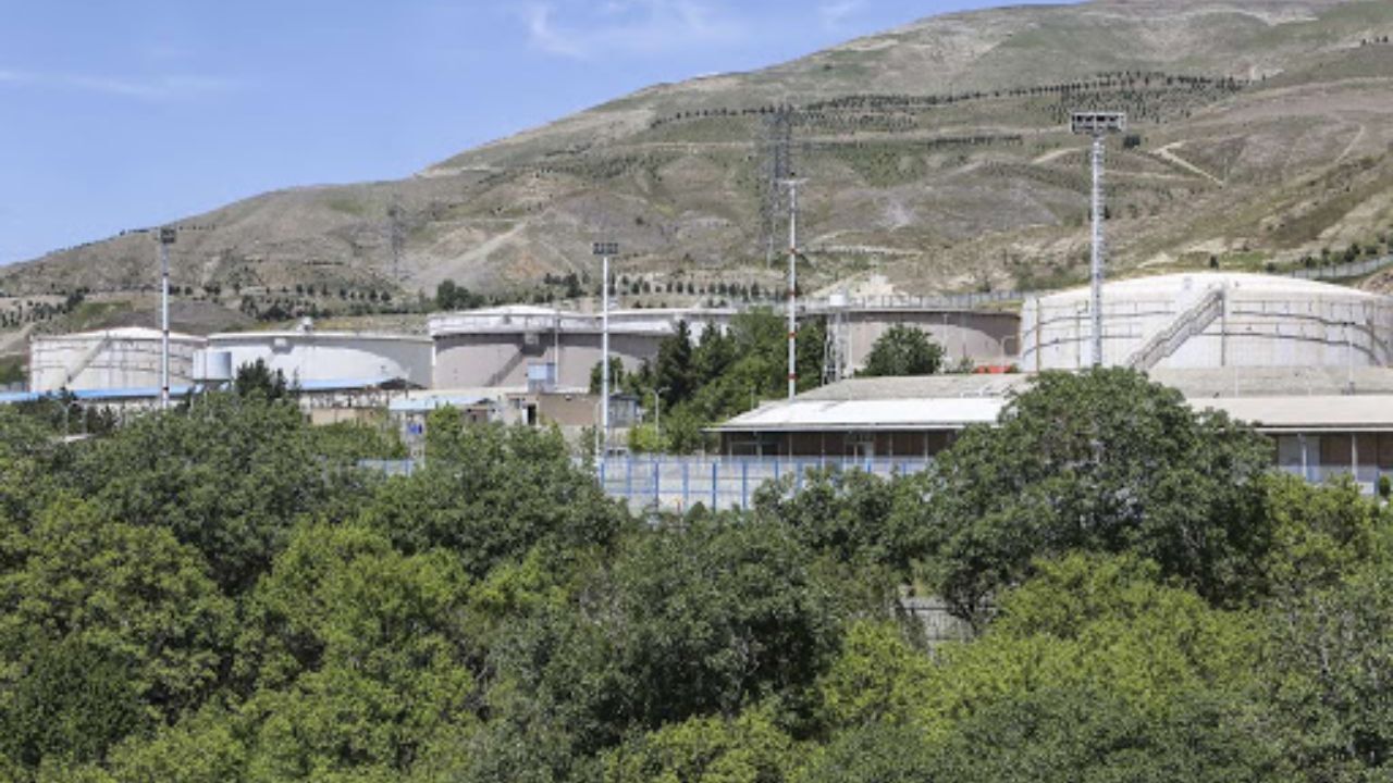 امکان جا به جایی انبار نفت شهران وجود ندارد؟