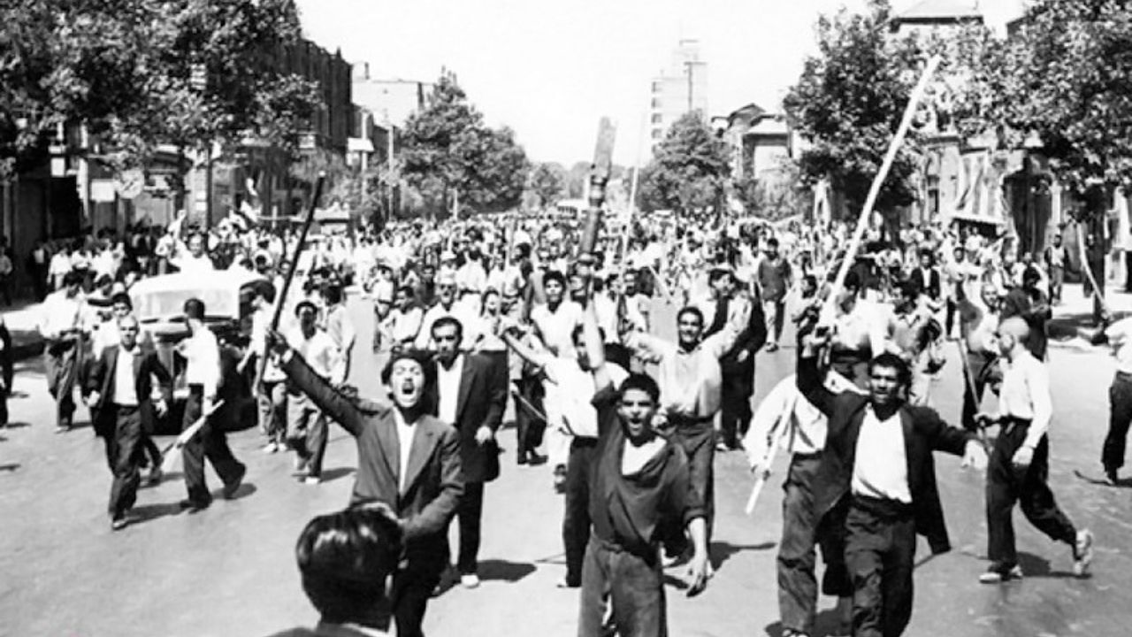 نیروی اصلی کودتای 28 مرداد، ارتش با رهبری آمریکا و بریتانیا بود