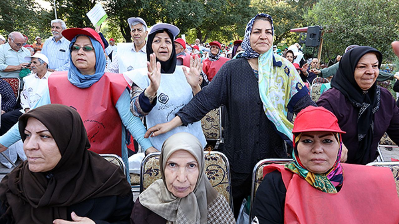 دریافتی مردان بازنشسته از زنان بیشتر است
