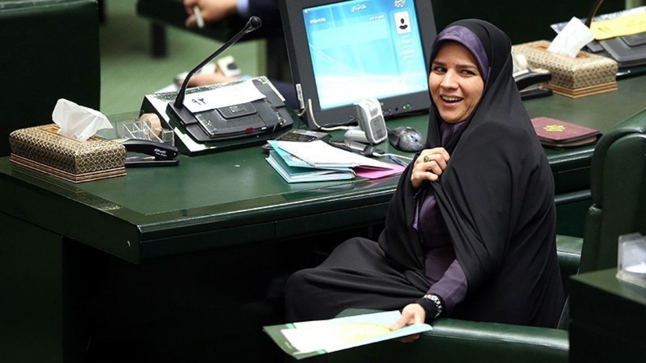 رفتار چند نماینده انگشت‌شمار دلیل خوبی برای تخریب مجلس یازدهم نیست