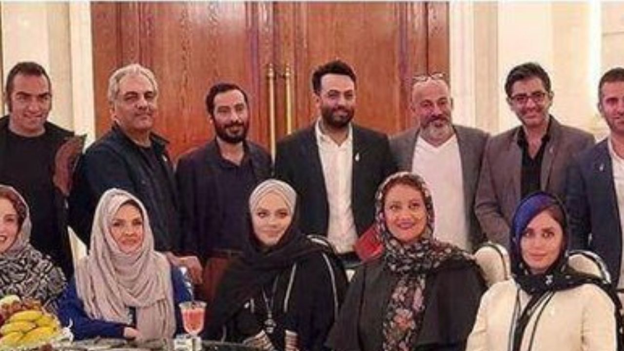 انتقاد از برگزاری جشن سینمایی حافظ، به دلیل عدم رعایت دستورالعمل‌های بهداشتی