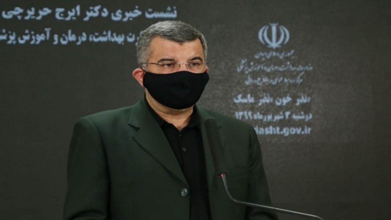 هر فرد کرونایی در یک ماه 430 نفر را مبتلا می‌کند