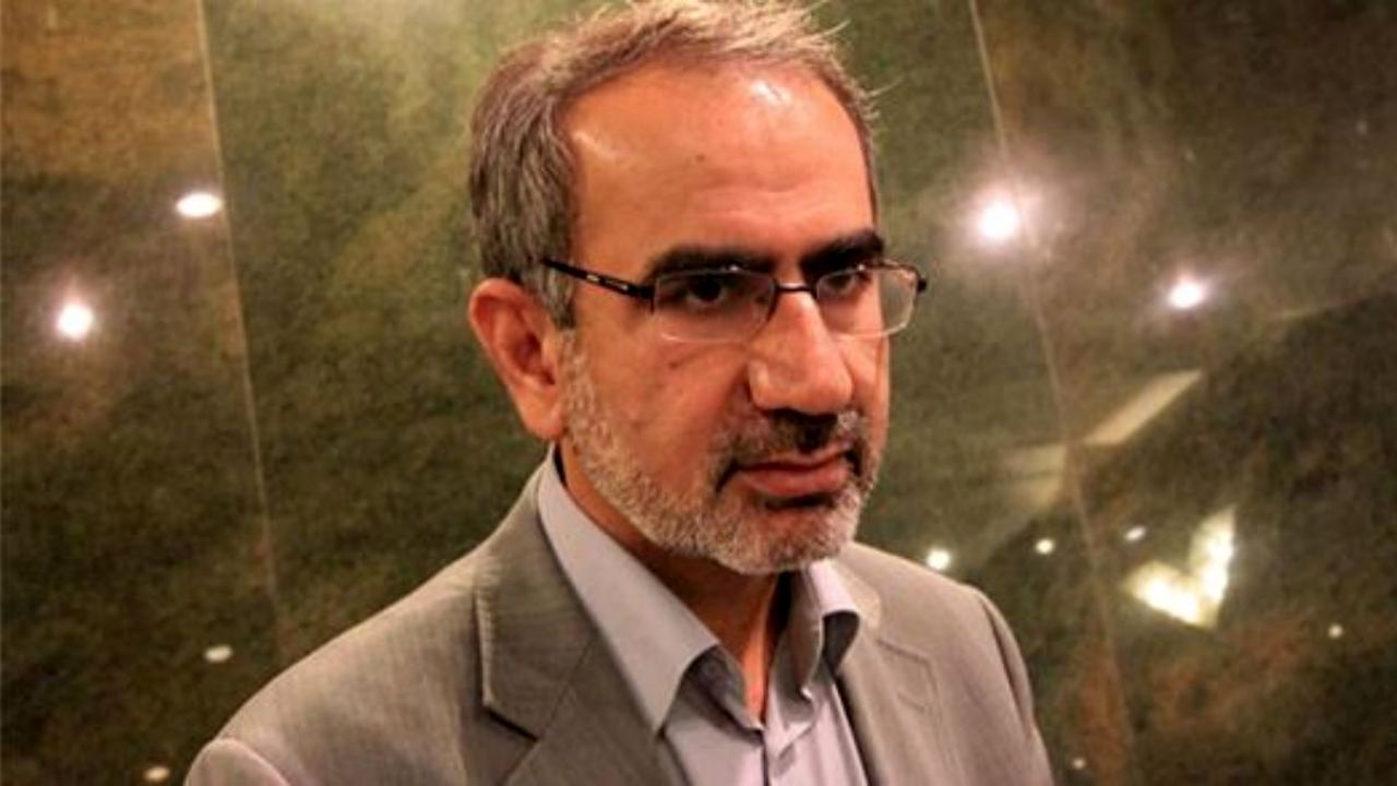 طرح دولت درآمدهای نفتی دولت آینده را پیشخور می‌کند