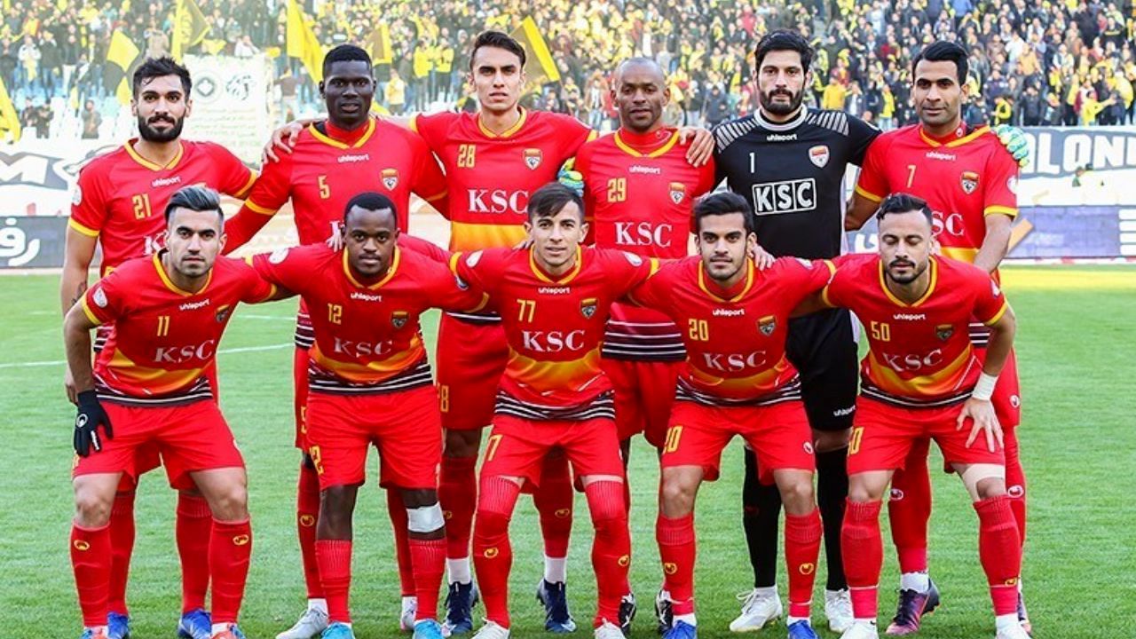 2 پنجره نقل و انتقالاتی فولاد بسته شد
