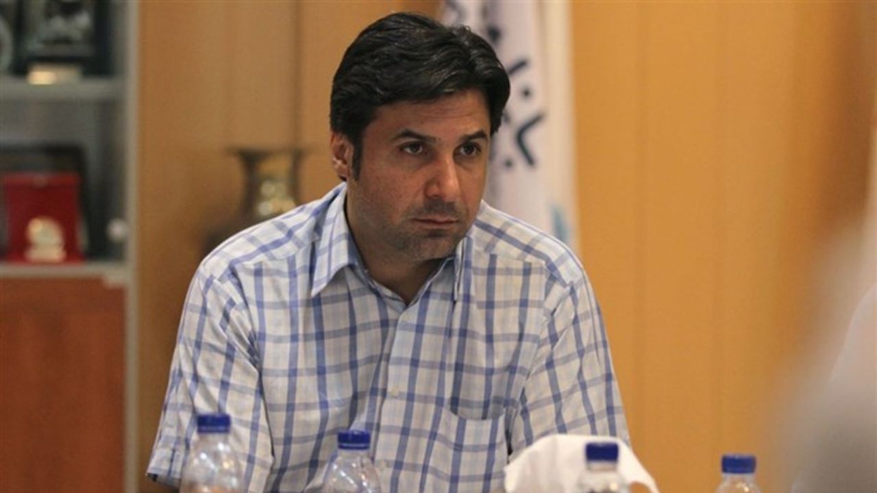 نظر شخصی‌ام استفاده از مربی ایرانی در تیم ملی والیبال است