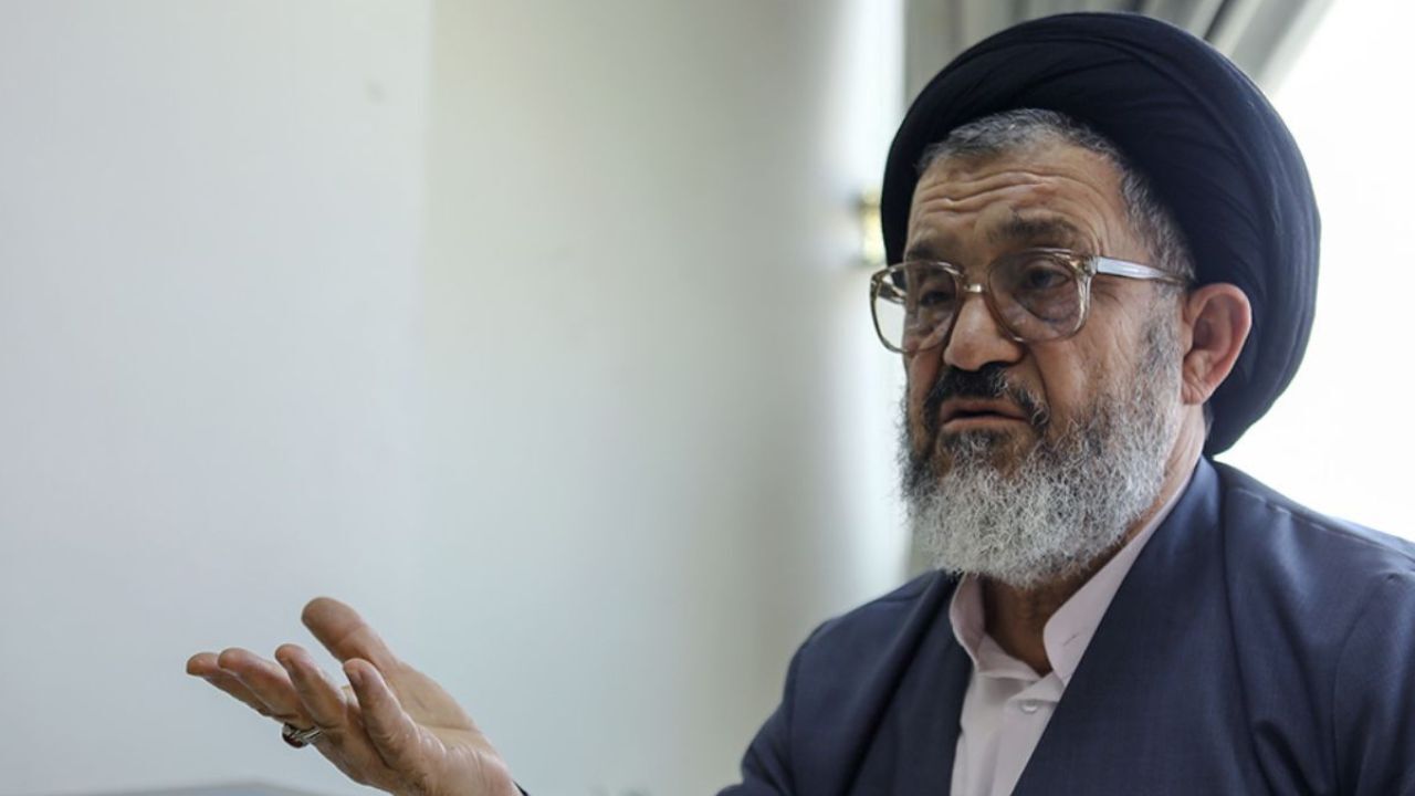 آیت‌الله‌ سیستانی در بزنگاه‌های مهم چاره‌کار ایران و ایرانی بوده است