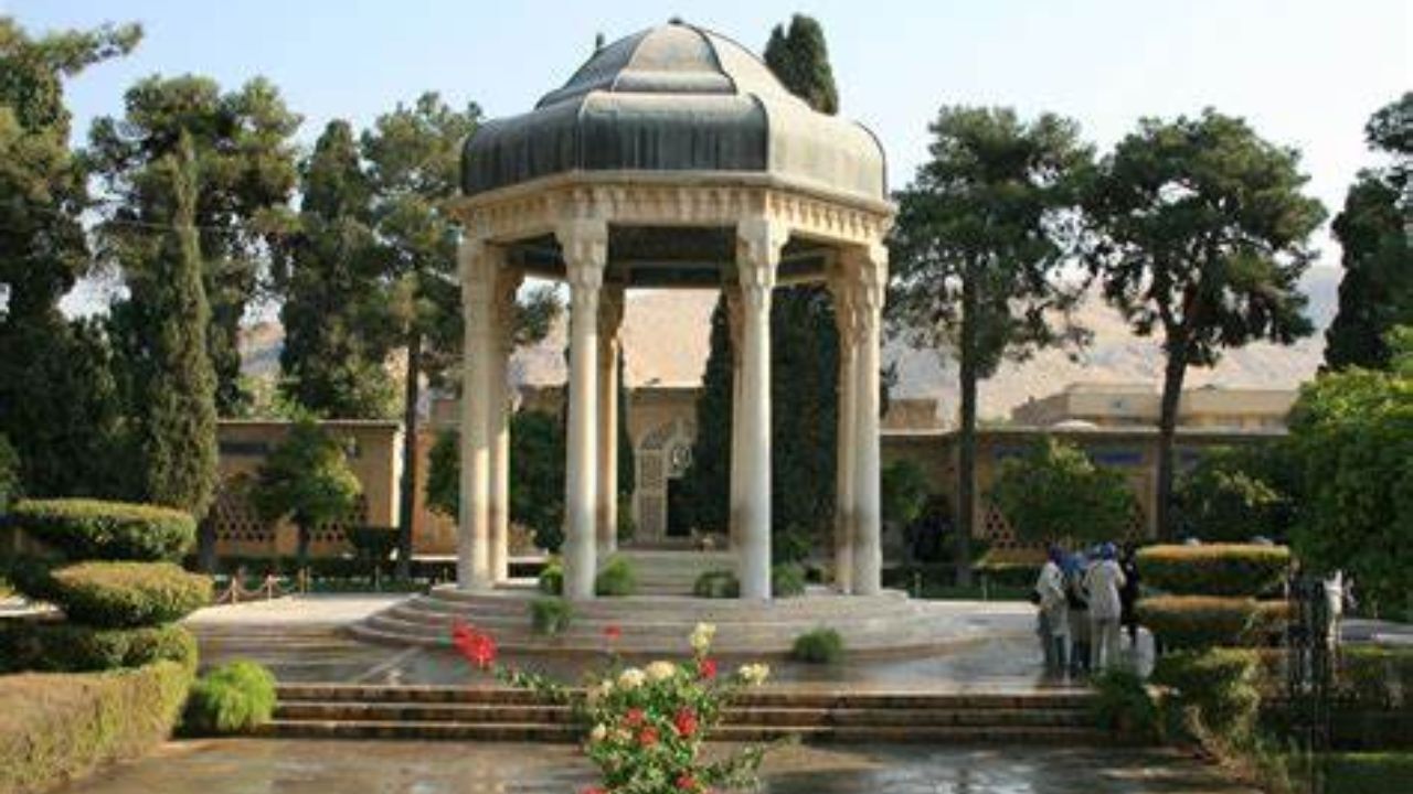 یادروز حافظ مَجازی برگزار می‌شود