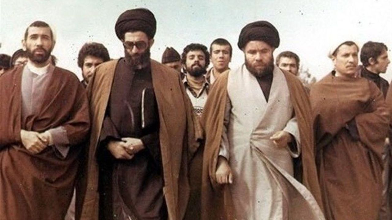 چه کسی نقش رهبری را در سریال «راز ناتمام» بازی می‌کند؟