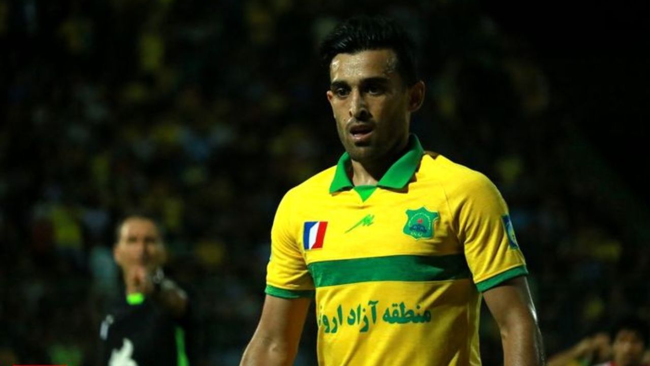 اگر آبی‌پوش شوم قول می‌دهم گذشته را جبران کنم