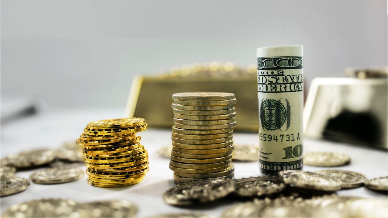 معاملات فردایی و کاغذی سکه و طلا غیرقانونی است