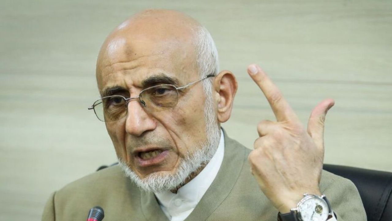 سر منشاء فساد در کشور کجاست؟ / میرسلیم: احتمال ظهور یک‌پوپولیست در 1400بیشتر است / تقلیل دادن مجلس به رئیسِ مجلس فاجعه‌آفرین است