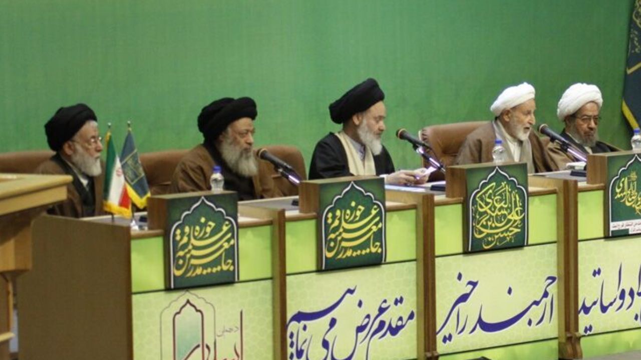 یک گام به جلو دو گام به عقب / «جامعه مدرسین» اعلام کرد به انتخابات ورود نمی‌کند