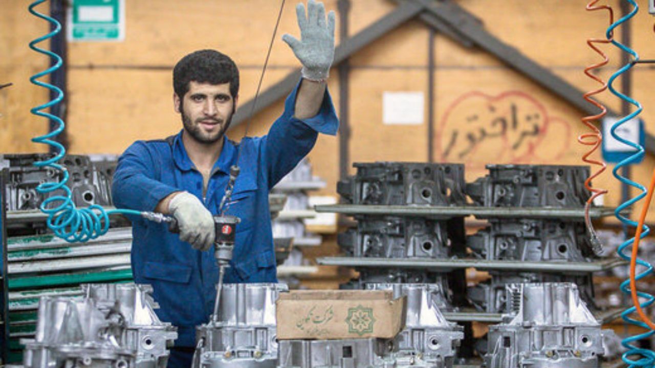 کاهش 30 درصد نرخ خودرو با قیمت‌گذاری مواد اولیه
