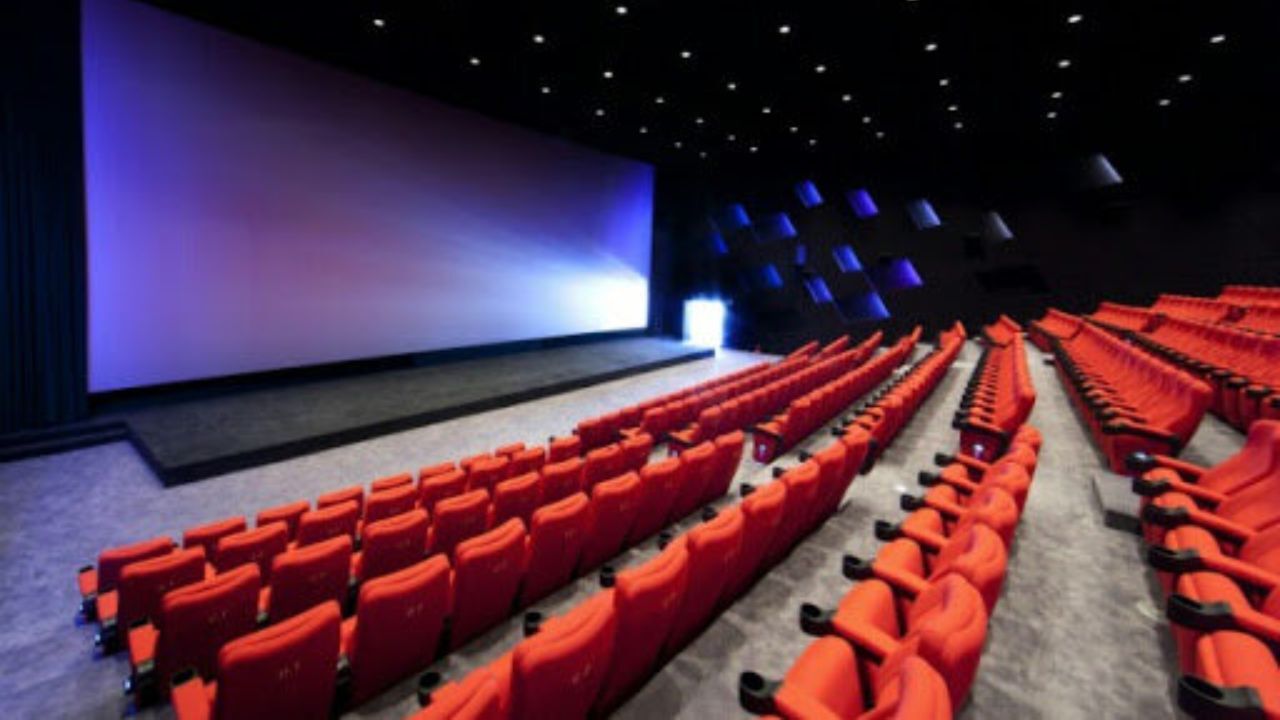مراقب باشیم تا چراغ سینما خاموش نشود