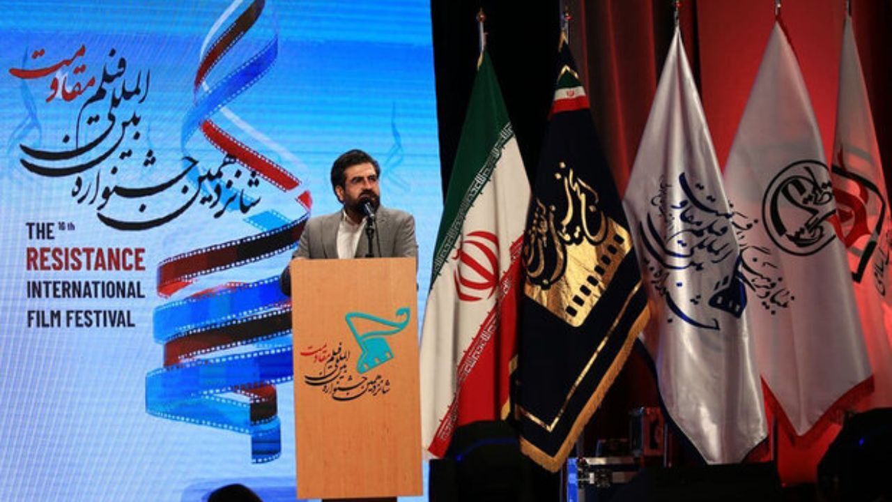 «فیلم مقاومت» در ایستگاه پایانی/ حاتمی‌کیا تندیس کارگردانی گرفت