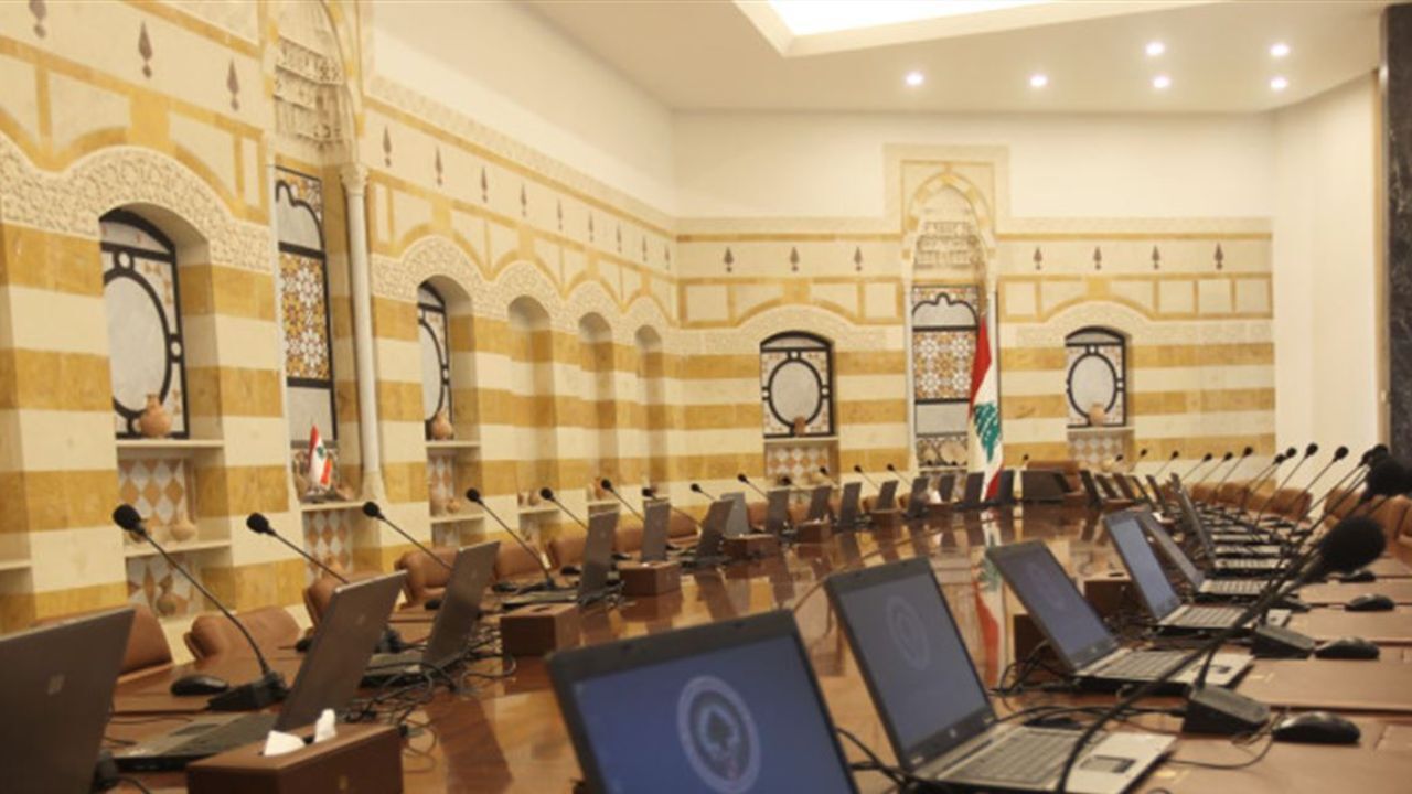لبنان محصور در مثلث بایدن، مکرون و حریری