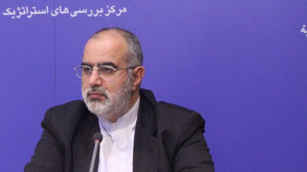 سومین دادگاه جرم سیاسی هم برگزار شد / در دادگاه حسام‌الدین آشنا چه گذشت؟ / آشنا امیدوارم سوء‌تفاهمی که برای بازپرسی پیش‌آمده رفع ‌شود