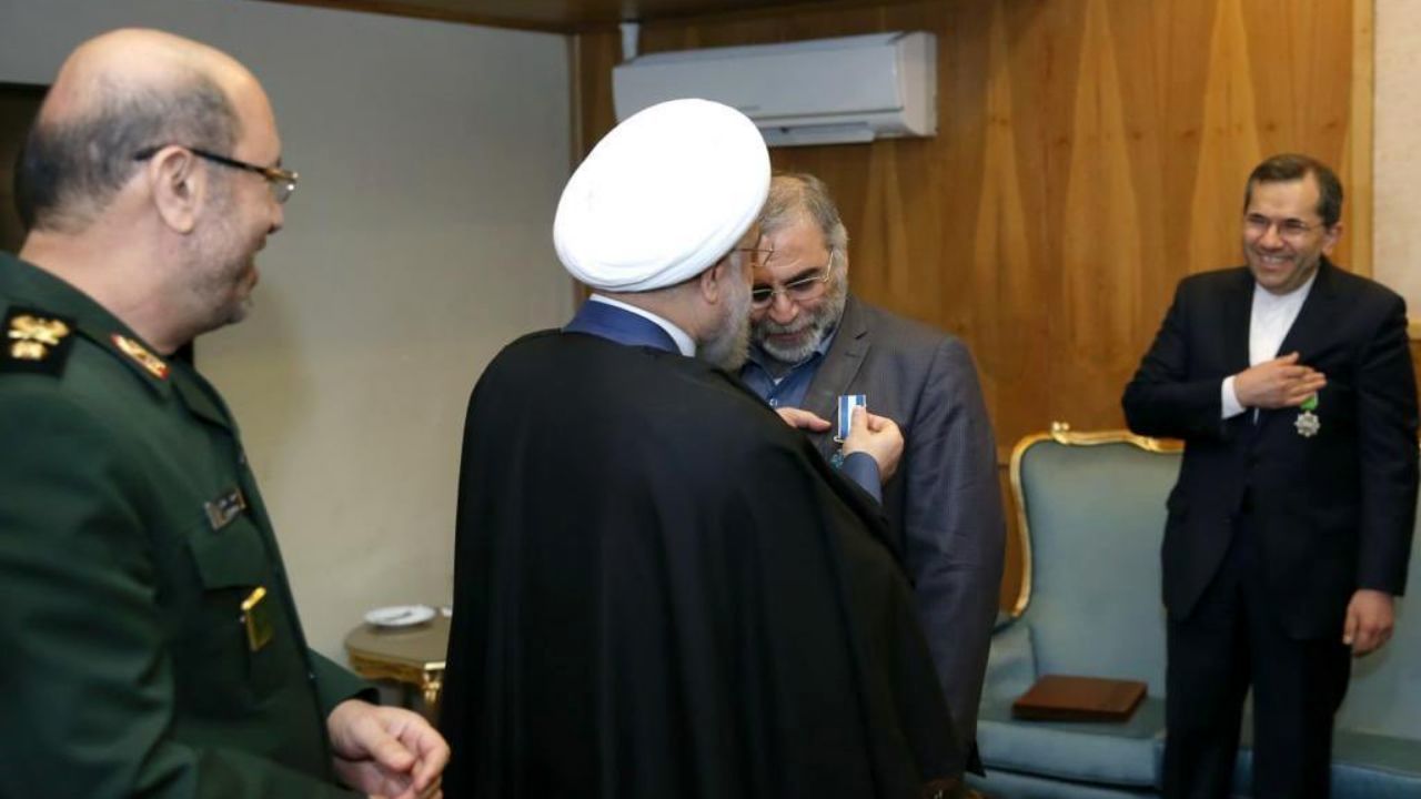 انتشار یکی از صدها ناگفته‌ی برجام / معزی: سال 94 در گمنامی نشان خدمت بر سینه فخر ایران نشست