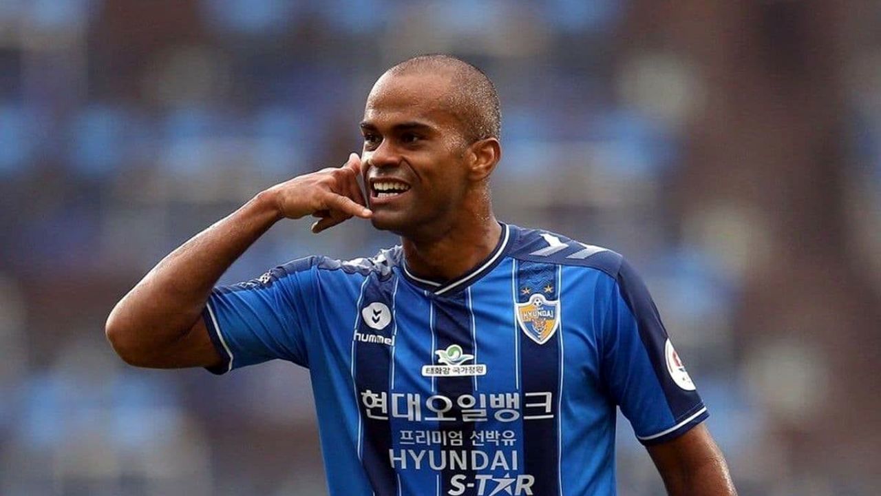 اولسان جونیور را آورد، پرسپولیس هم استوکس
