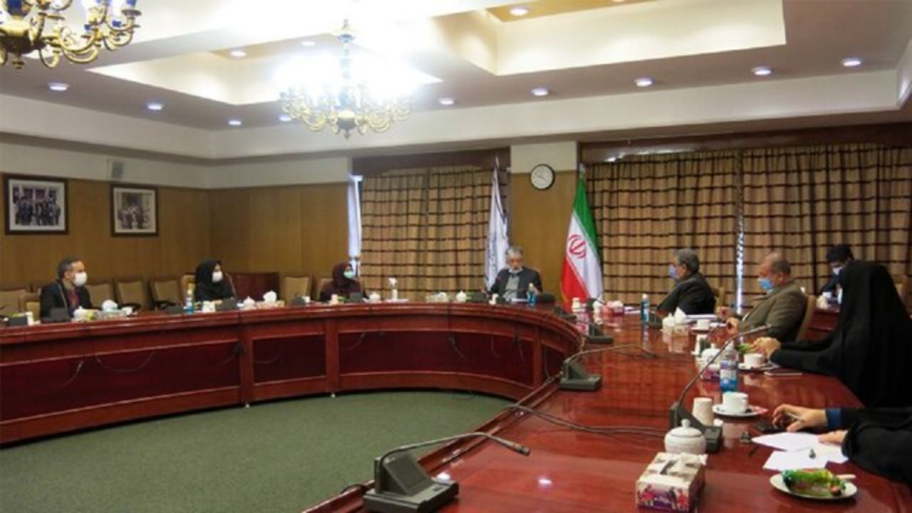 پیشنهادهای «حداد عادل» برای تالیف کتاب‌های درسی