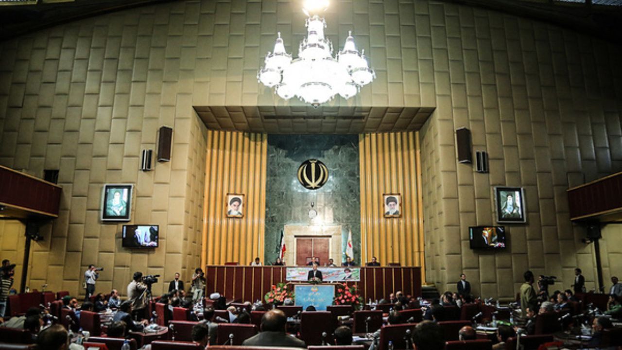 لزوم استفاده از ظرفیت شبکه شورایی در پیشگیری از فساد