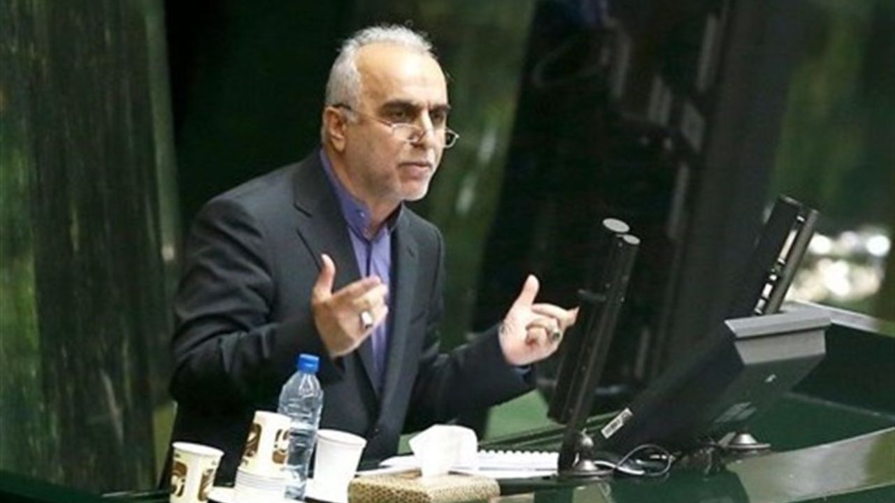 وزیر اقتصاد از مجلس کارت زرد گرفت