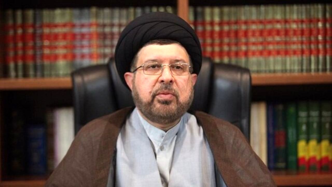 فضای مجازی یک شمشیر دولبه است / مسئولان امنیتی و اطلاعاتی باید نظر بدهند و تصمیم بگیرند