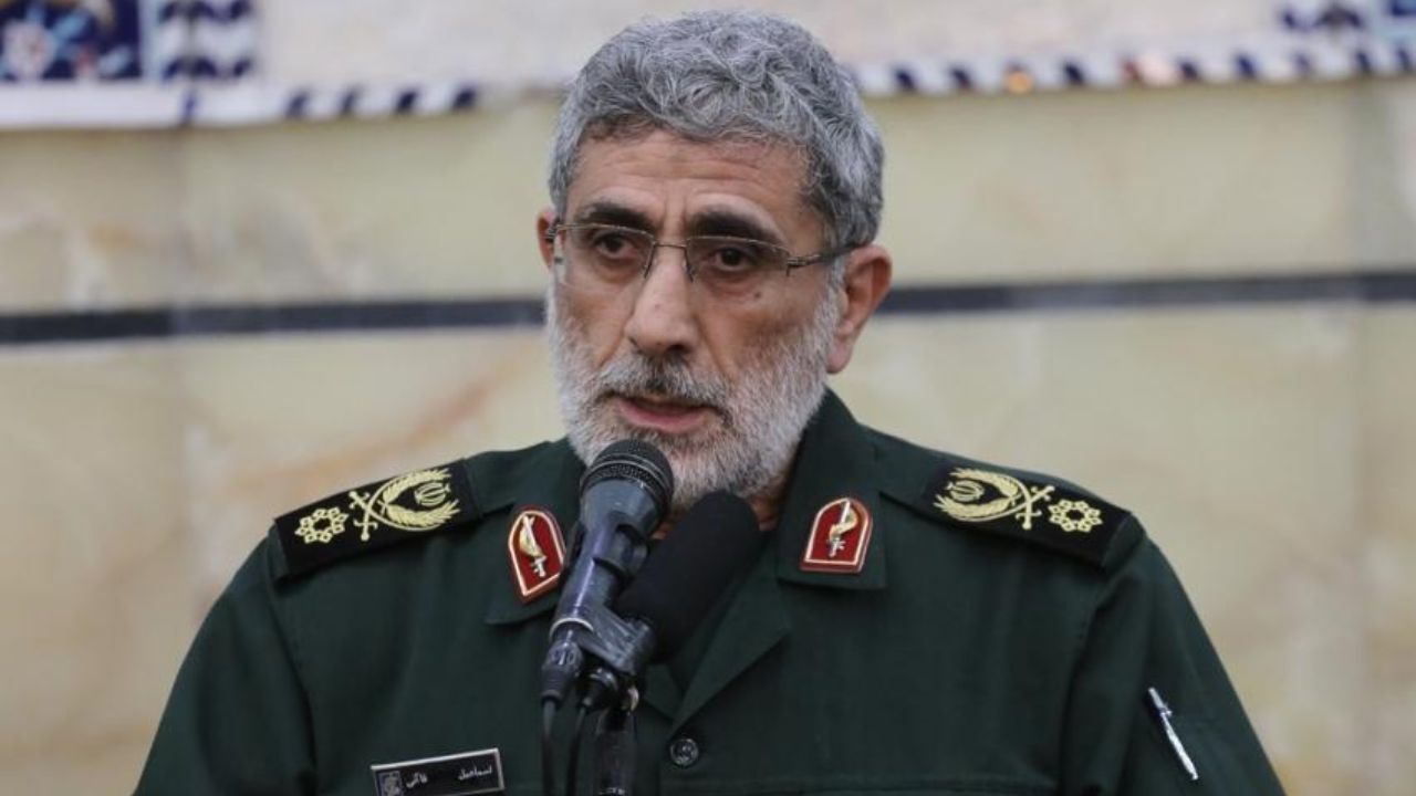 فرمانده سپاه قدس به ترامپ: مثل سلمان رشدی مخفیانه زندگی کنید