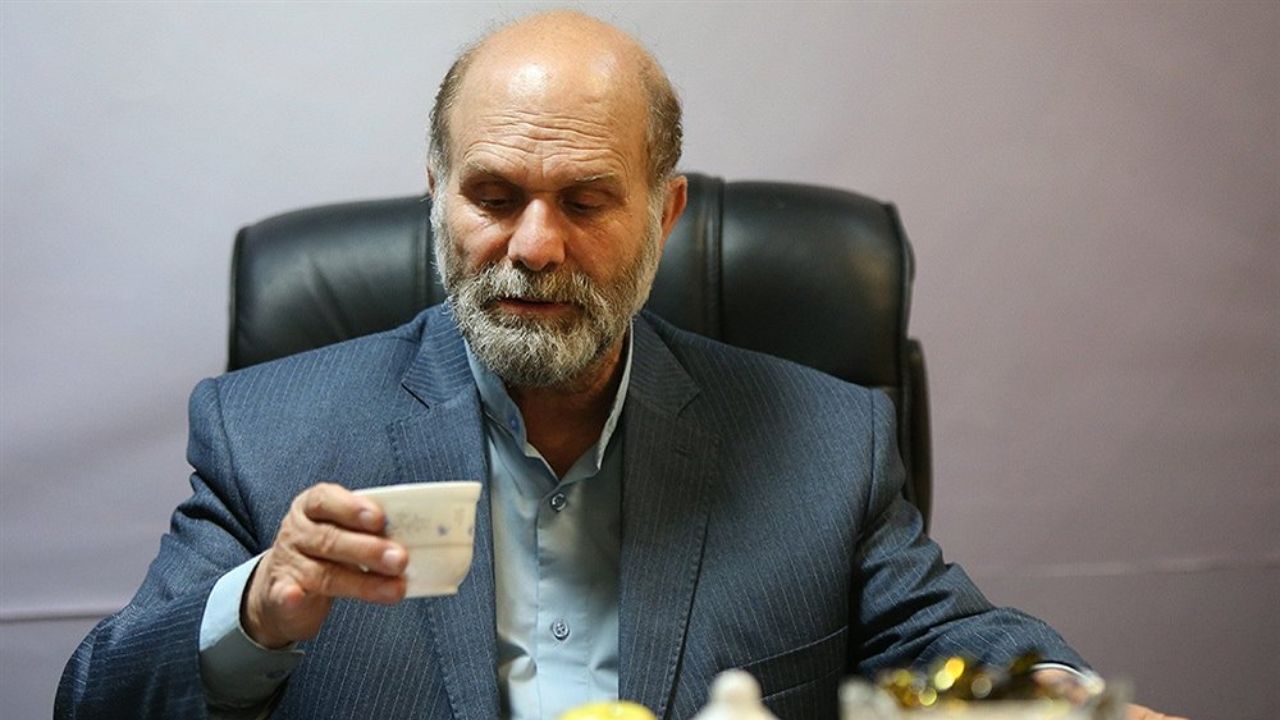 بسیاری از مسئولان ثروت‌های کلانی دارند که باید مشخص شود که این اموال از کجا آمده است