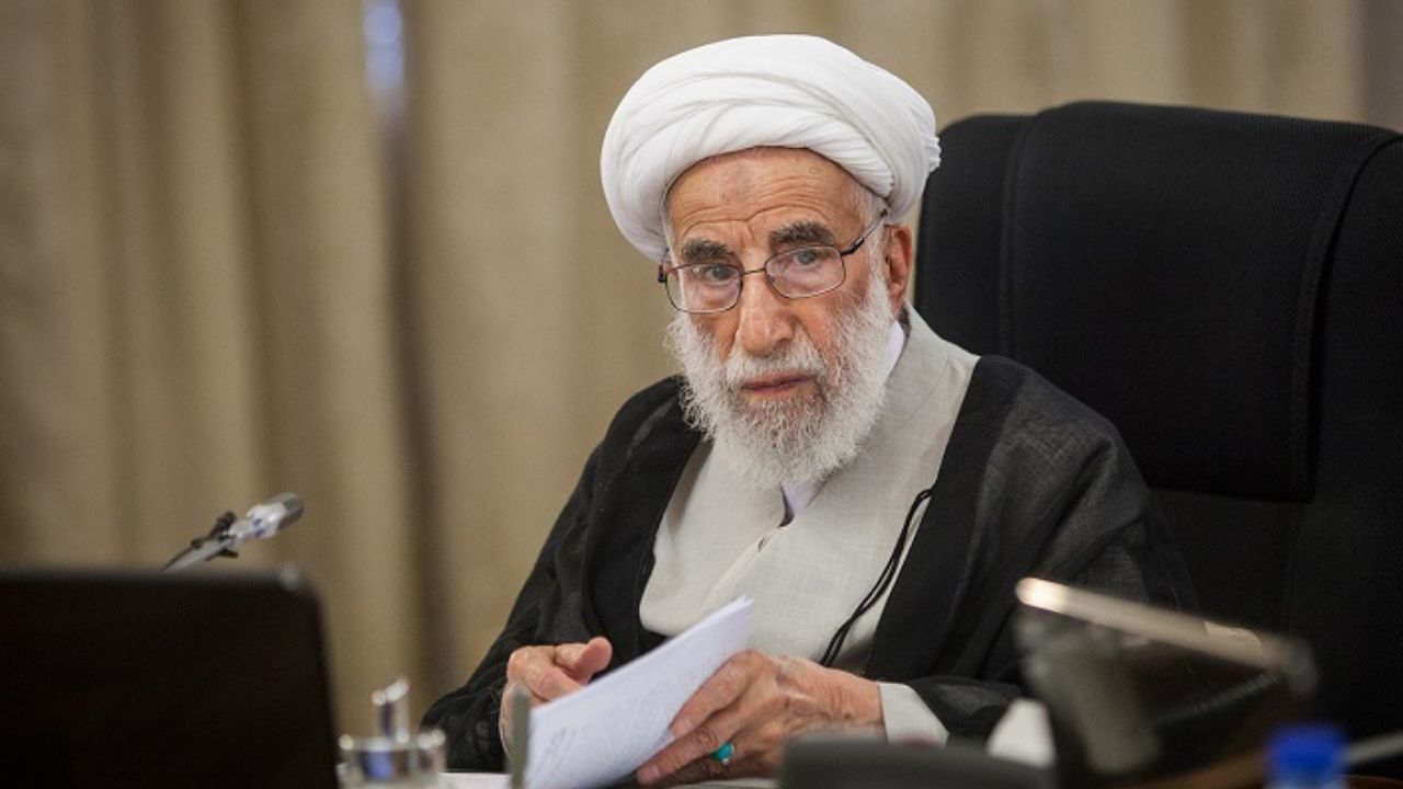 ابراز نگرانی آیت‌الله جنتی از وضعیت آلودگی هوا