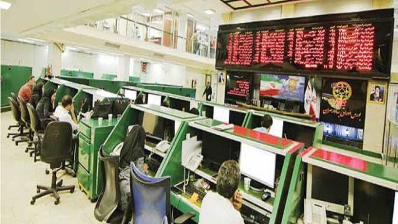 ثبت نام 483 هزار و 336 نفر معادل 42.5 درصد از سهامداران سهام عدالت در استان
