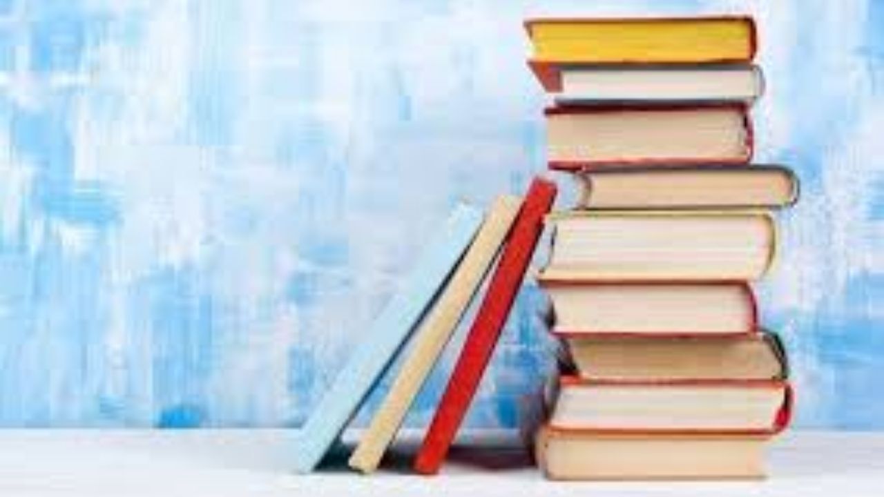 دلایل تاخیر در انتشار کتاب‌های یک نویسنده