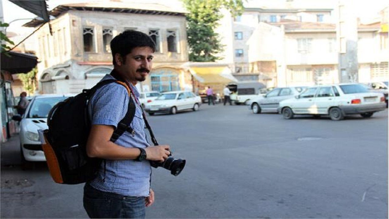 حامد اریب هنرمند گیلانی، برگزیده جشنواره هنر‌های تجسمی فجر شد